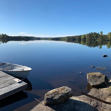 Cozy Cottage By The Lake, Charlottenberg Åmotsfors Exterior foto