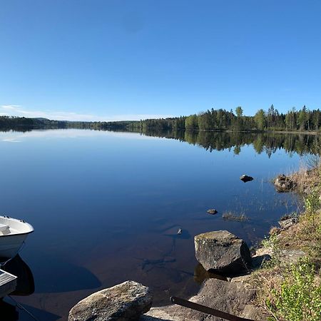 Cozy Cottage By The Lake, Charlottenberg Åmotsfors Exterior foto